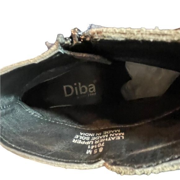 DIBA Leather Women's Bootie Size 8.5 - Brown with Silver Accents, western - Picture 10 of 13